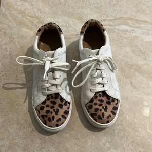 Cheetah detail white sneakers